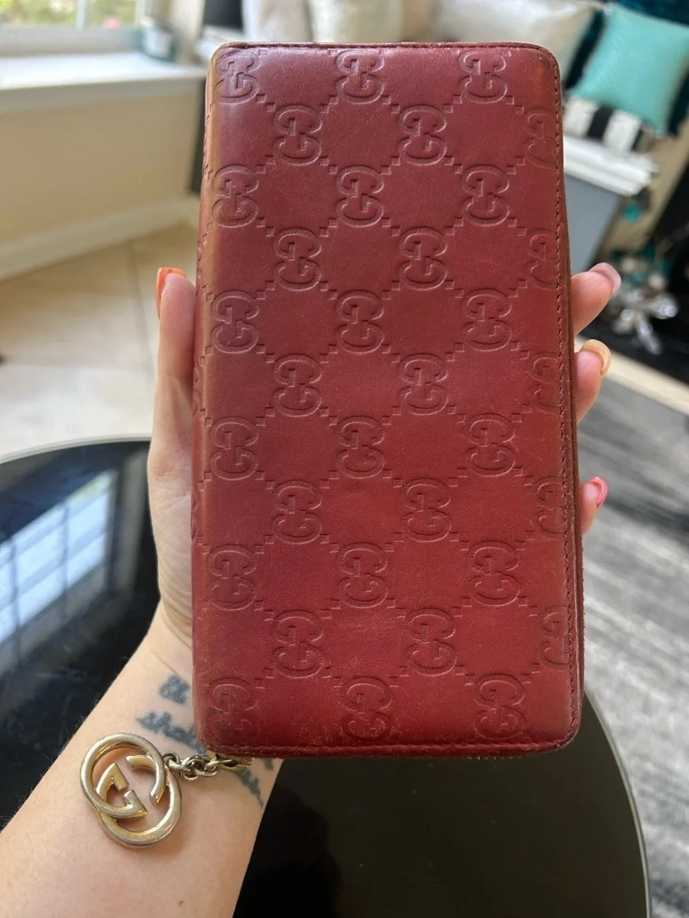 GUCCI Guccissima Burgundy Leather Wallet With Gold Zipper Charm